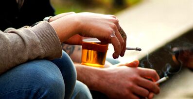 Rinunciare alle cattive abitudini è uno dei fattori per prevenire la prostatite